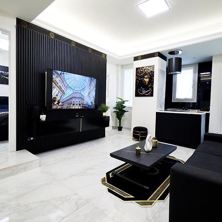 Italian Fashion Suite - Luxurious Marble City Center Milán Exterior foto